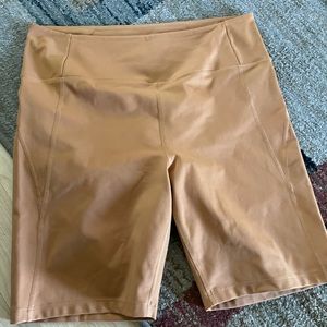 Girlfriend collective bike shorts color twig